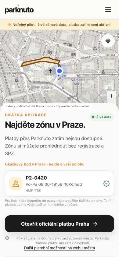 Ukázka mobilního webu Parknuto s mapou pražské parkovací zóny a odkazem na oficiální platbu.